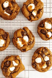 Gooey Pumpkin Smores Cookies Recipe