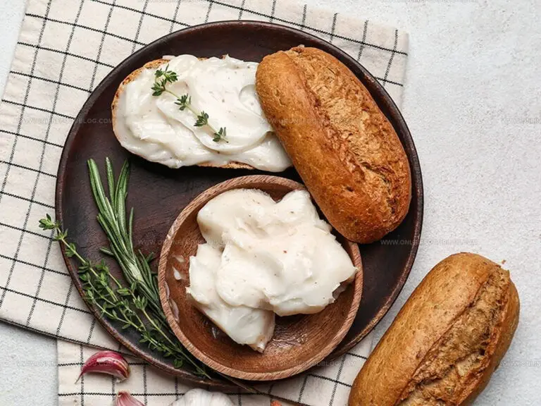 Lard or Shortening: Best Fat for Flaky Baked Goods?