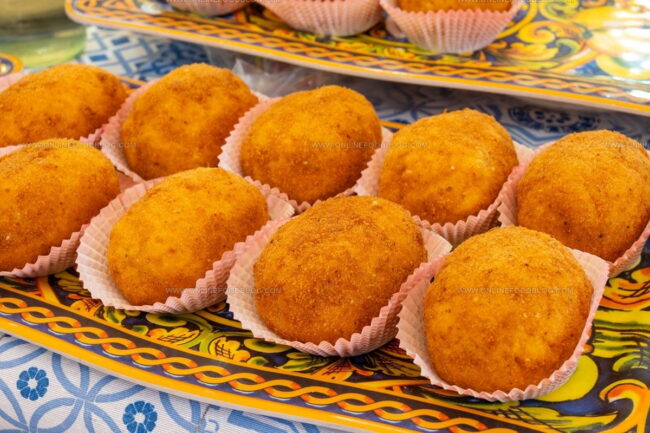 How Do Italian Fried Desserts Compare to French or Spanish Ones?