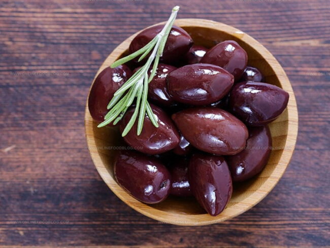 Kalamata Olives: The Overview
