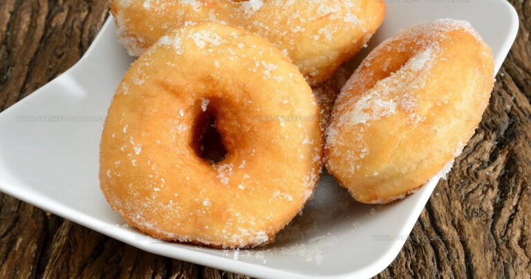 24 Irresistible Italian Fried Desserts For Sweet Moments