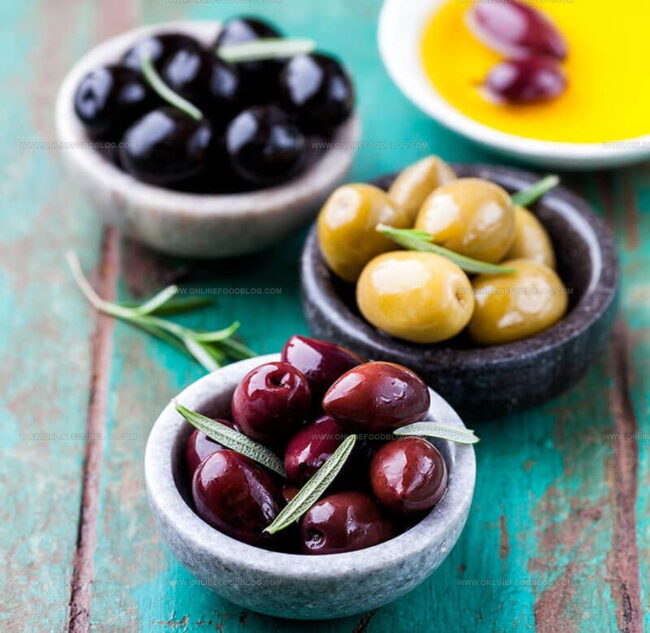 How to Substitute Kalamata and Black Olives?